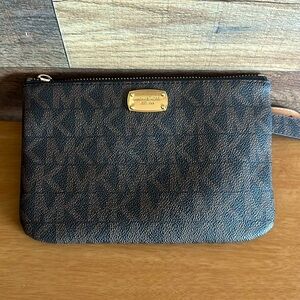 Michael Kors belt bag NWT